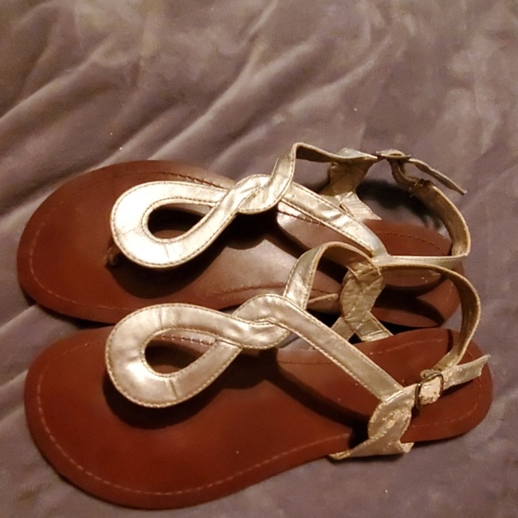 Summer sandals - Picture 1 of 4